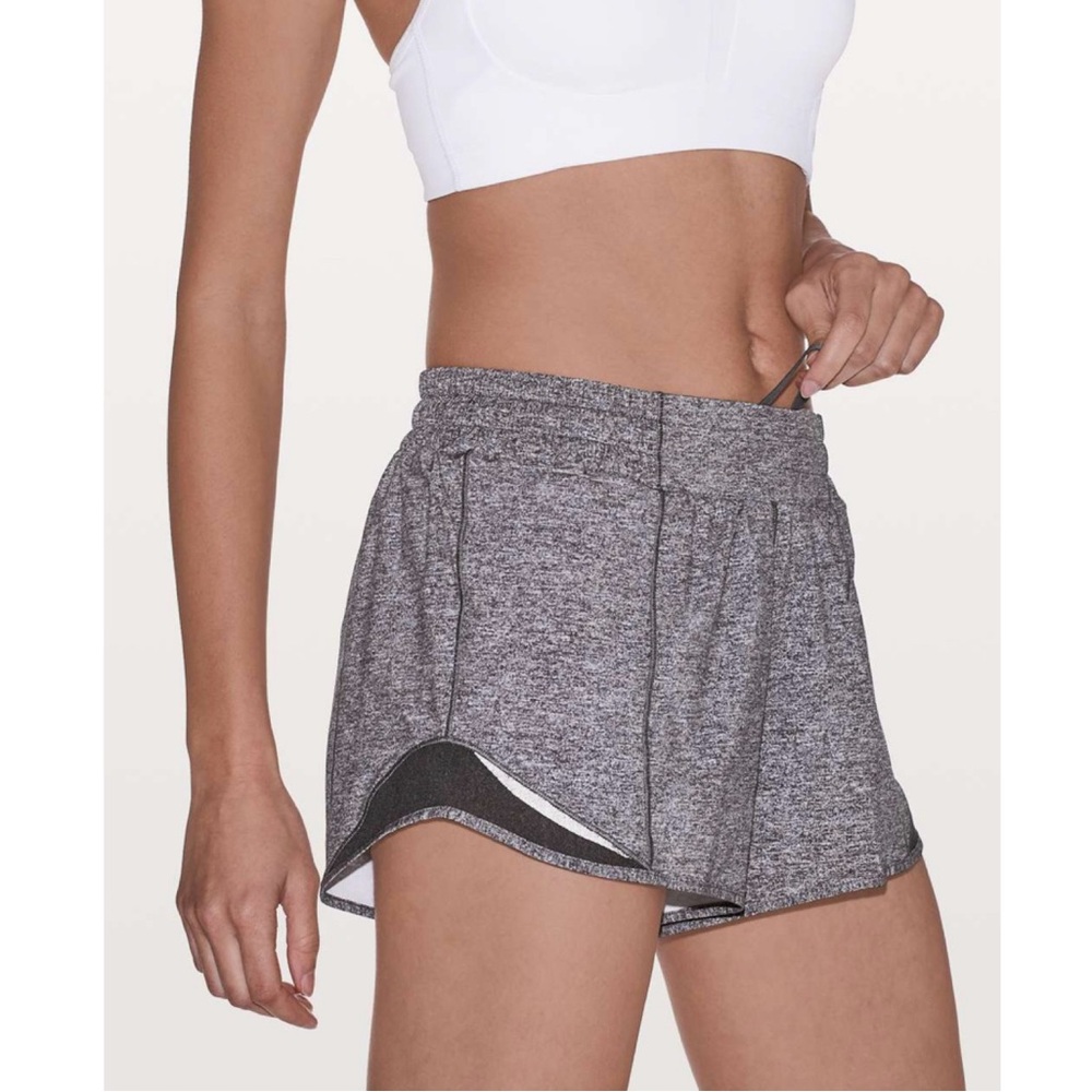 Lululemon Hotty Hot Short II *Long 4" Heather Lux Multi Black /Heathered Black - Picture 3 of 15
